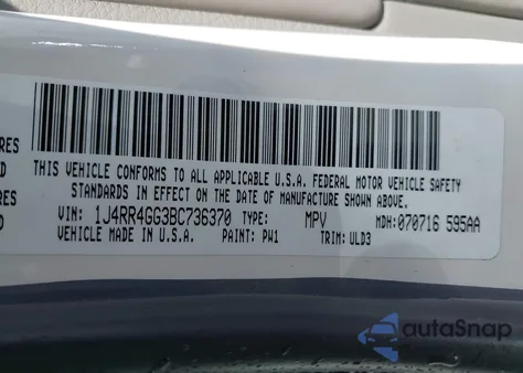 2011 Jeep Grand Cherokee Laredo из США, поврежденный, VIN 1J4RR4GG3BC736370